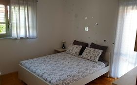 Apartment Emma Ljubljana - Free Parking, Ac, Wifi