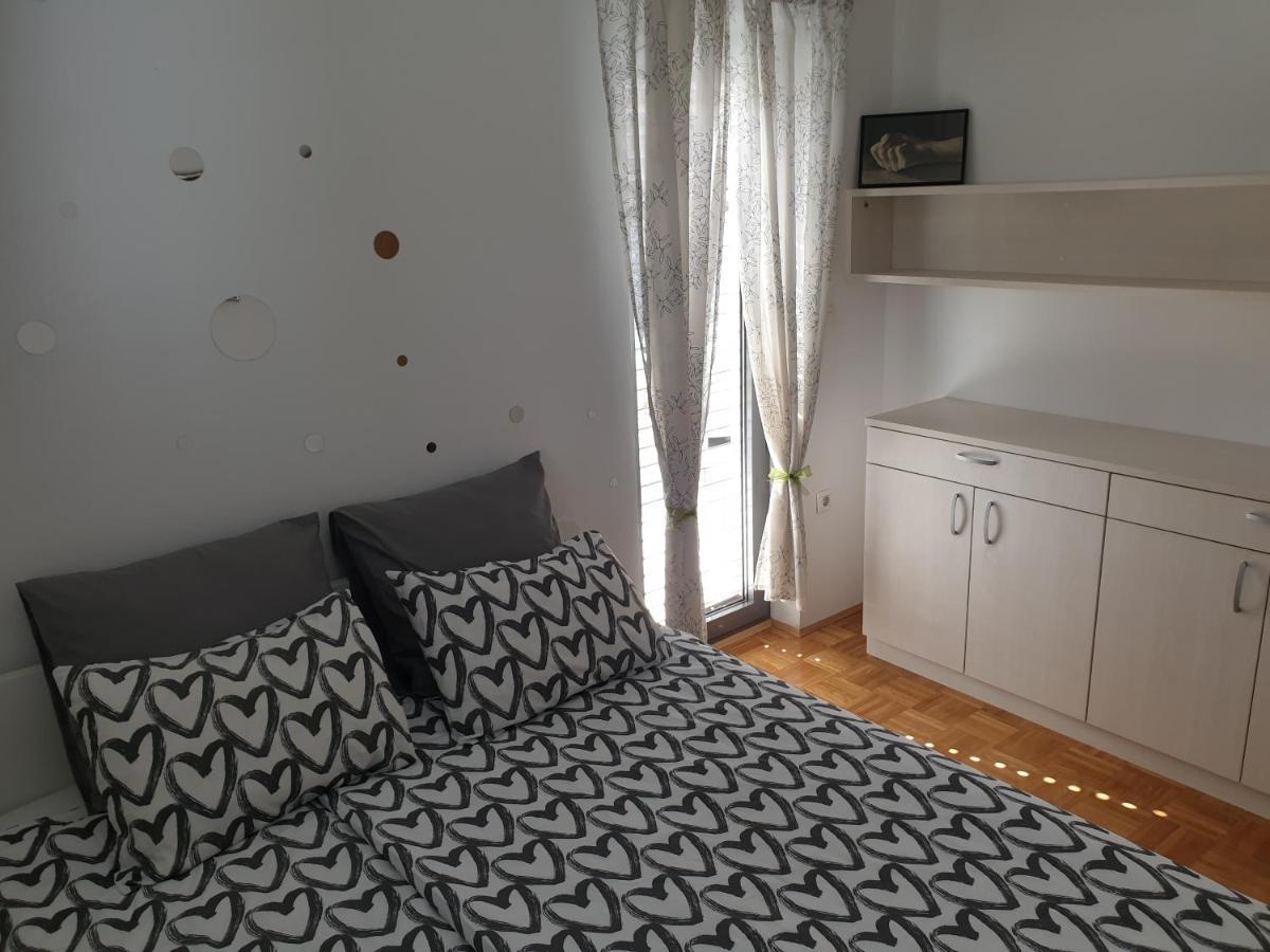 Apartment Emma Ljubljana - Free Parking, Ac, Wifi Esterno foto