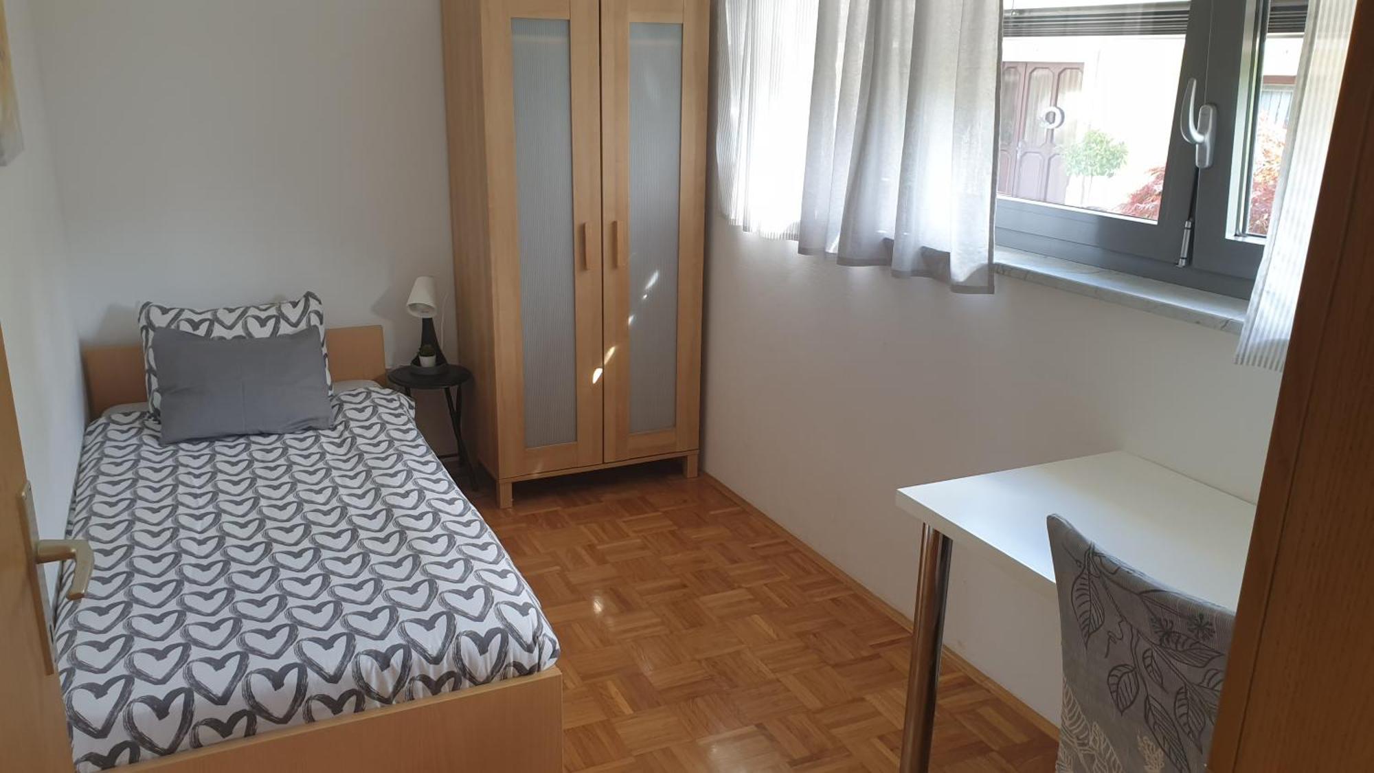 Apartment Emma Ljubljana - Free Parking, Ac, Wifi Esterno foto